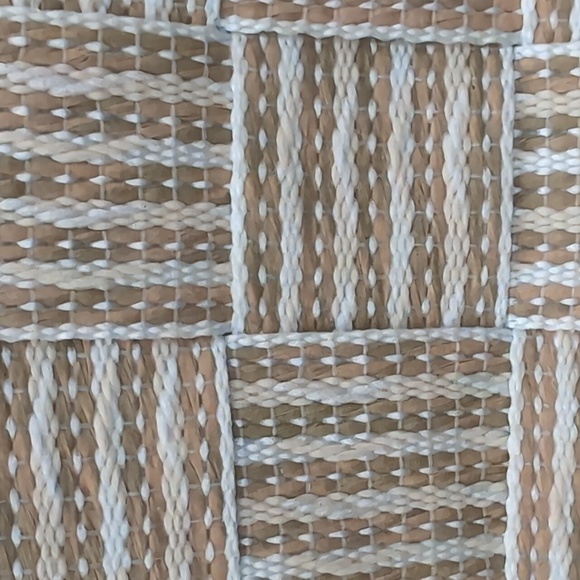 VGT, Fiona Italian Straw Woven Women's Handbag with Rope Handles. - Picture 3 of 16